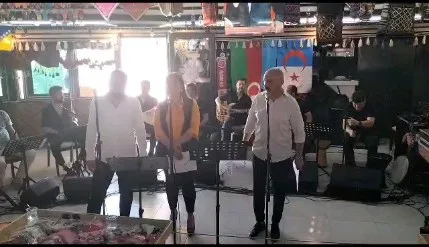 1 .TRT radyo türkü. türküler geziyorum canlı yayın