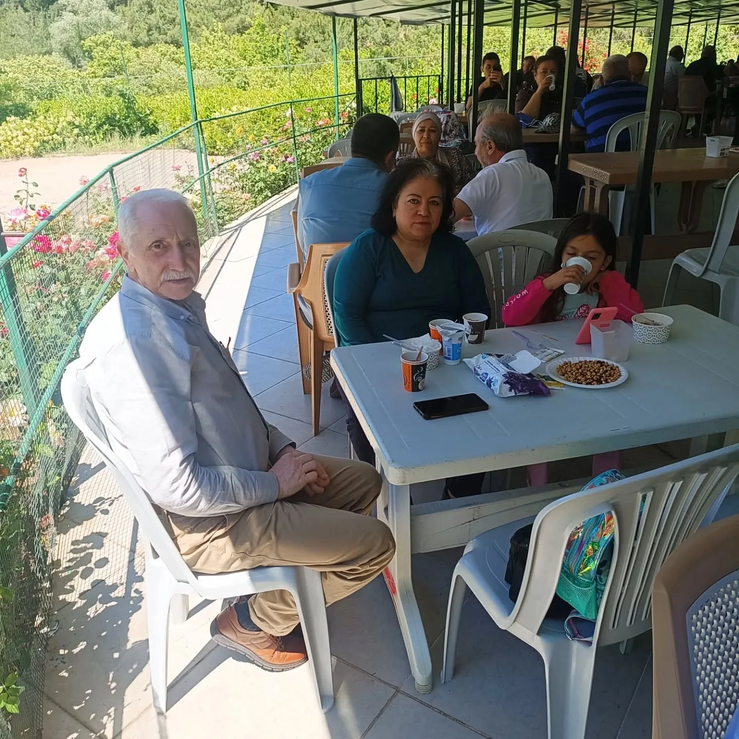 Geleneksel kurban bayramlaşmamızdan Akrabalarımızla sıcak anlar.