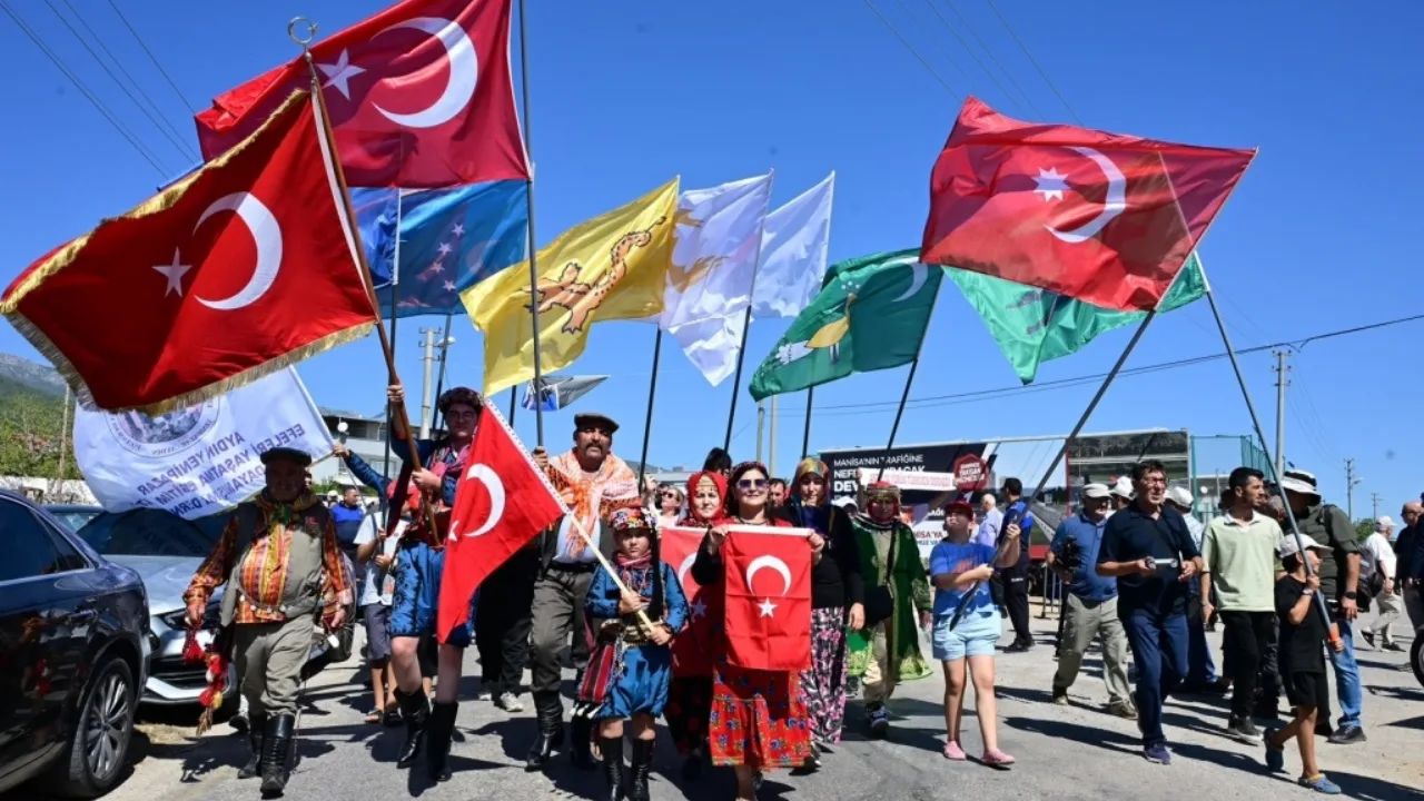Manisa'da Bereketin Simgesi: Bağ Bozumu ve Yörük Kültürü Şenliği