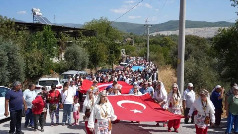 Yörükler Bağdamları’nda Toyda Buluştu